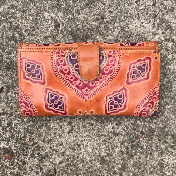 Handbags - Hippy wallet super cute